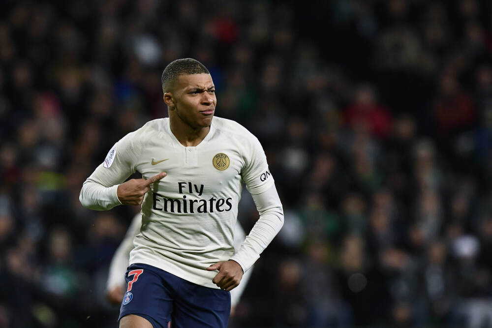 芯片扩产设备先行，存储缺货催生设备投资热